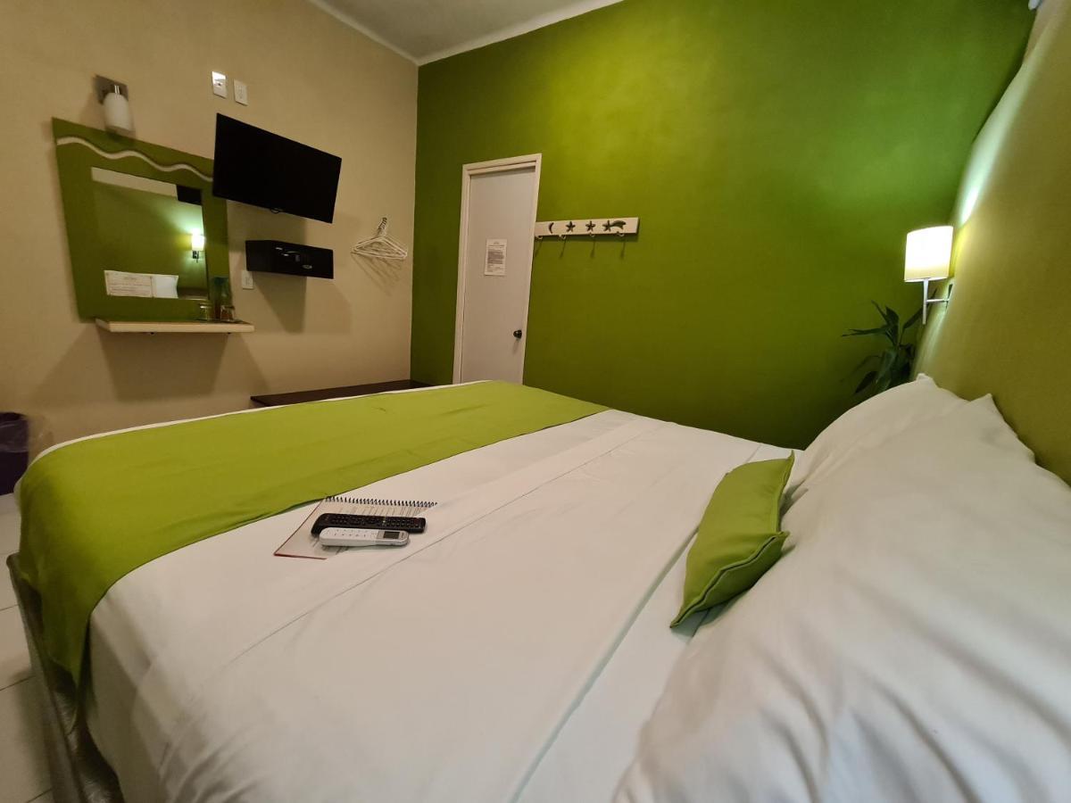 Casa Mia Otel Puerto Escondido  Dış mekan fotoğraf