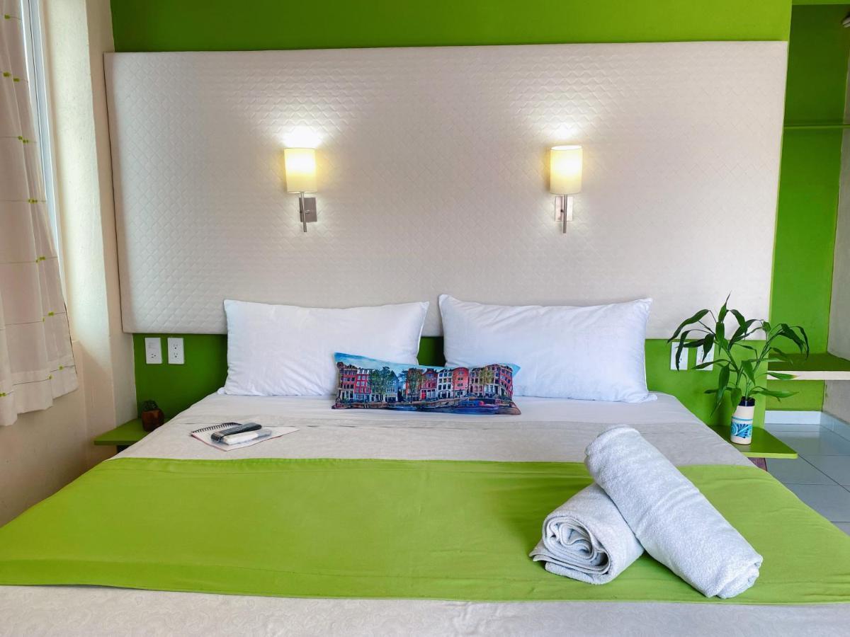 Casa Mia Otel Puerto Escondido  Dış mekan fotoğraf